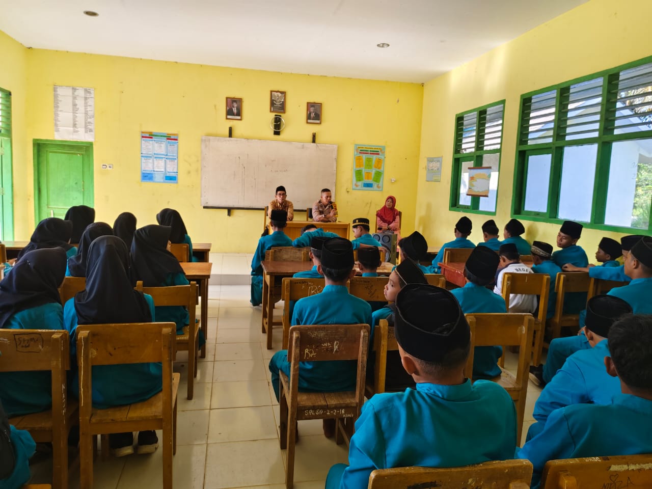 Pengarahan Tentang Bahaya Narkoba oleh Bhabinkamtibmas Kumpeh 