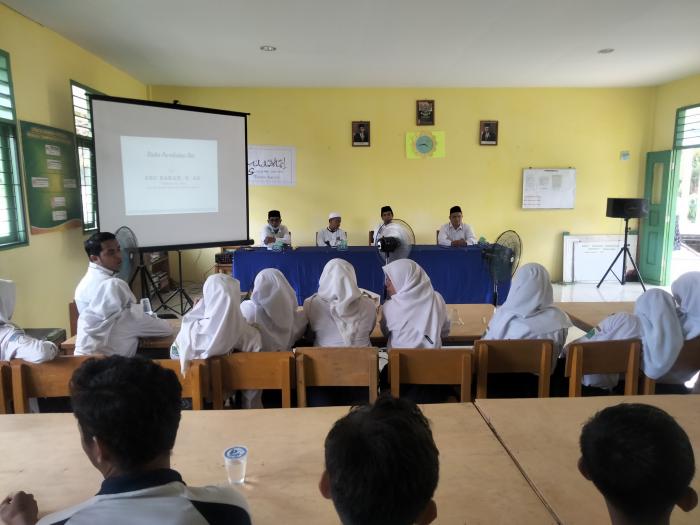 Pembinaan Remaja tentang 